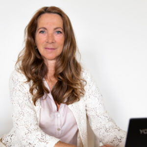 Mag. Angelika Jaksch, MAS